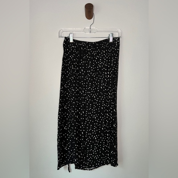 Urban Romantics Black and White Dotted Midi Skirt in Small - Picture 2 of 5
